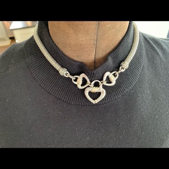 Heart necklace magnetic closure silver tone mesh choker chain 3 locking hearts - Picture 2 of 8